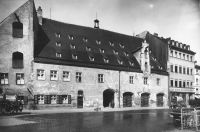 1900 ca Johs Eckart Stadtarchiv München HB-XX-J-97.jpg