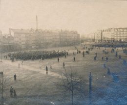 Otto Eckart also took photographs of the November Revolution in Kiel.