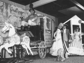 FA-F3186 - 3. Familientag 1977 Spectaculum.jpg