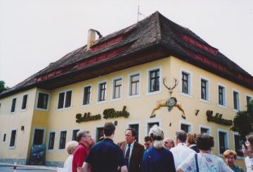 FA-F2421 - 4. Familientag 2004 Gasthof Goldener Hirsch.jpg